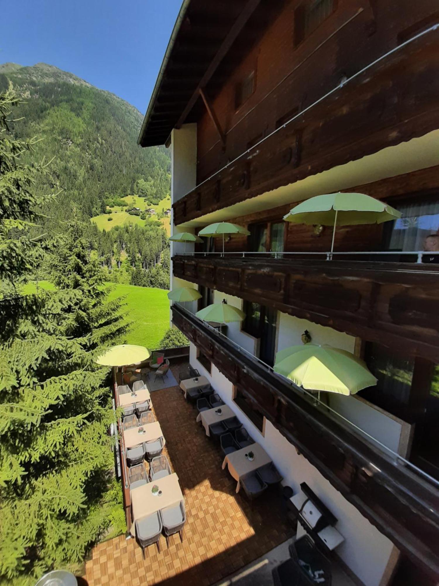 Buckelhof Hotel *